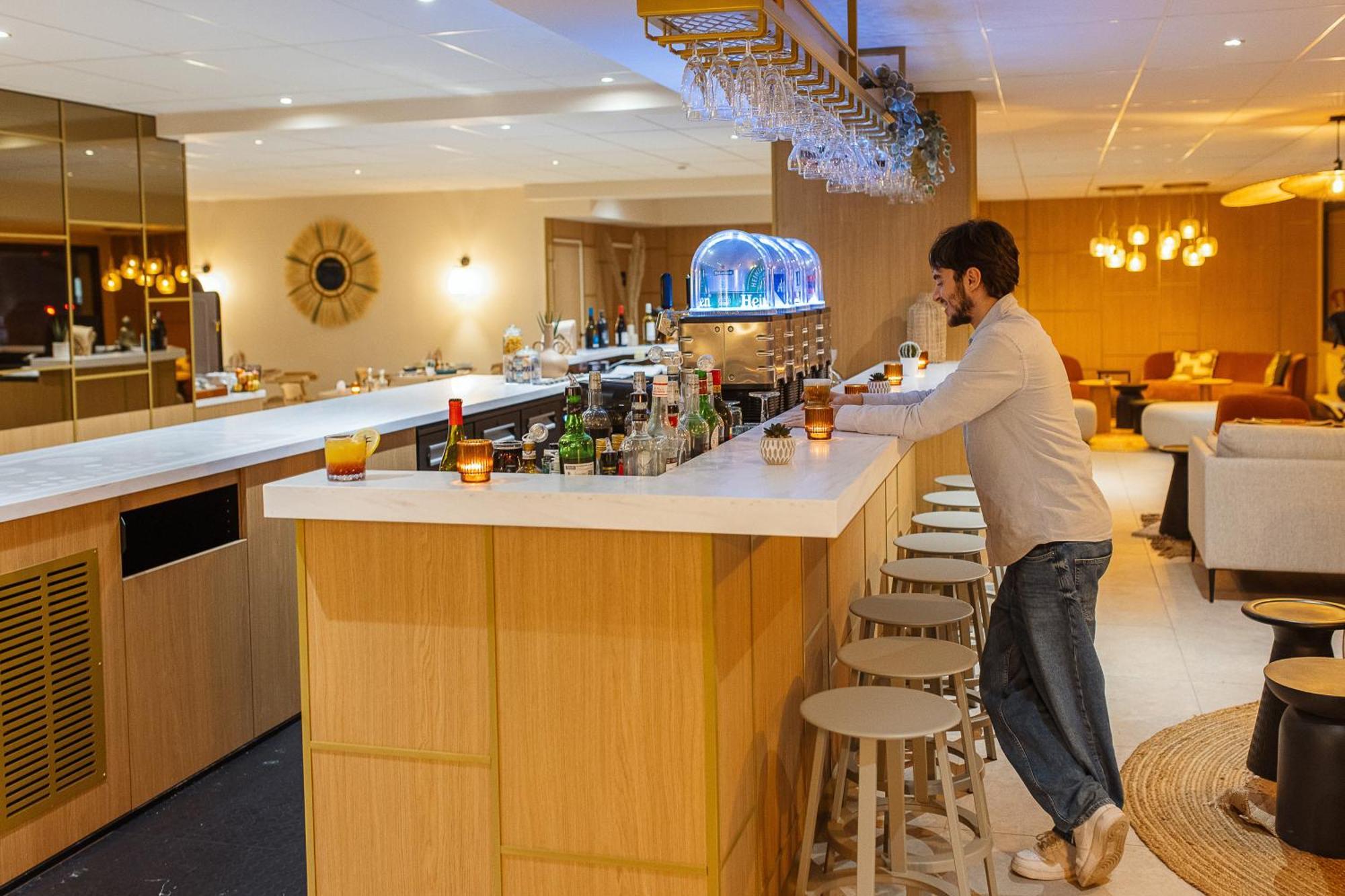 Hotel Bhoma Troyes La Chapelle-Saint-Luc Екстер'єр фото