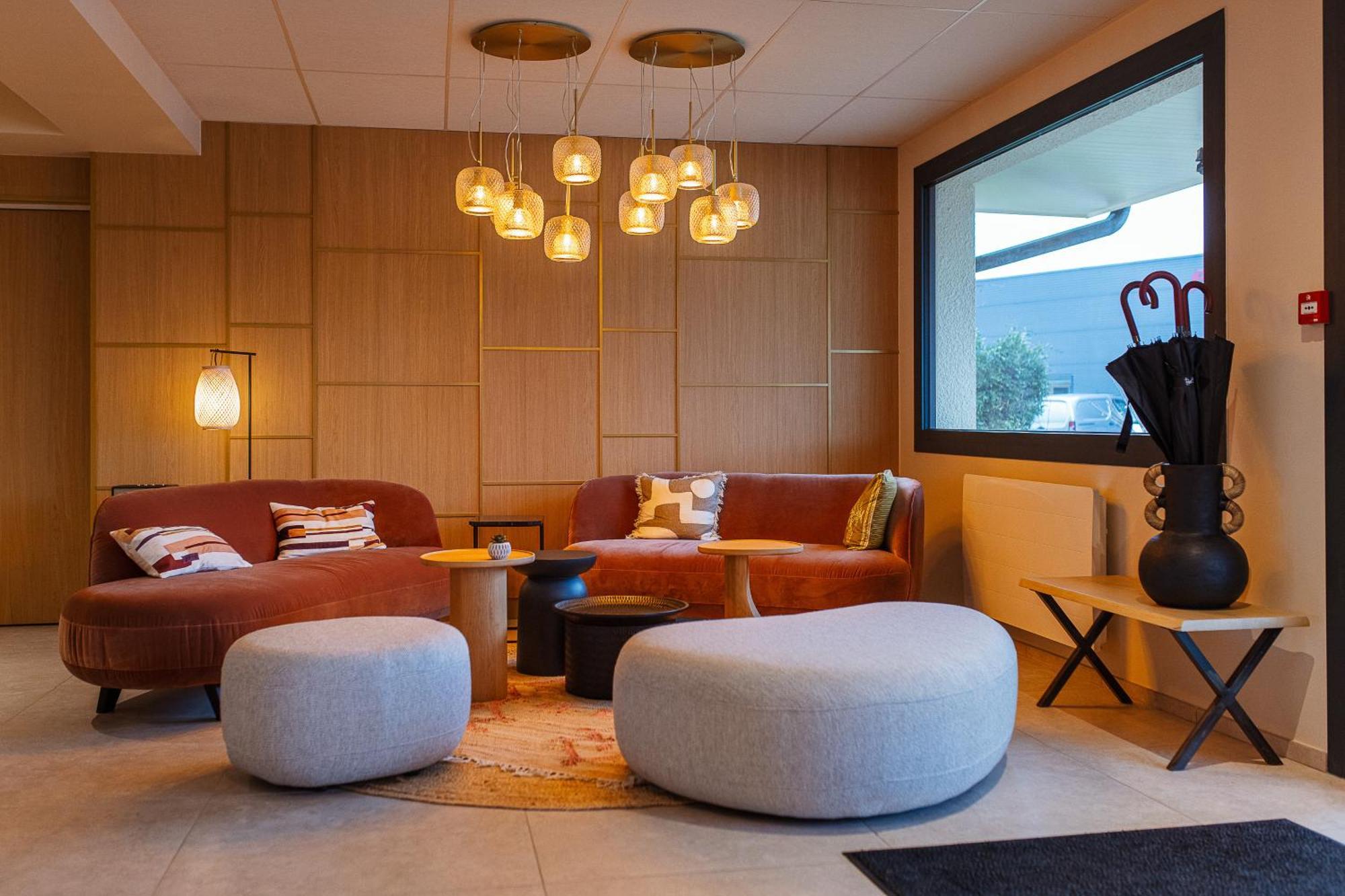 Hotel Bhoma Troyes La Chapelle-Saint-Luc Екстер'єр фото