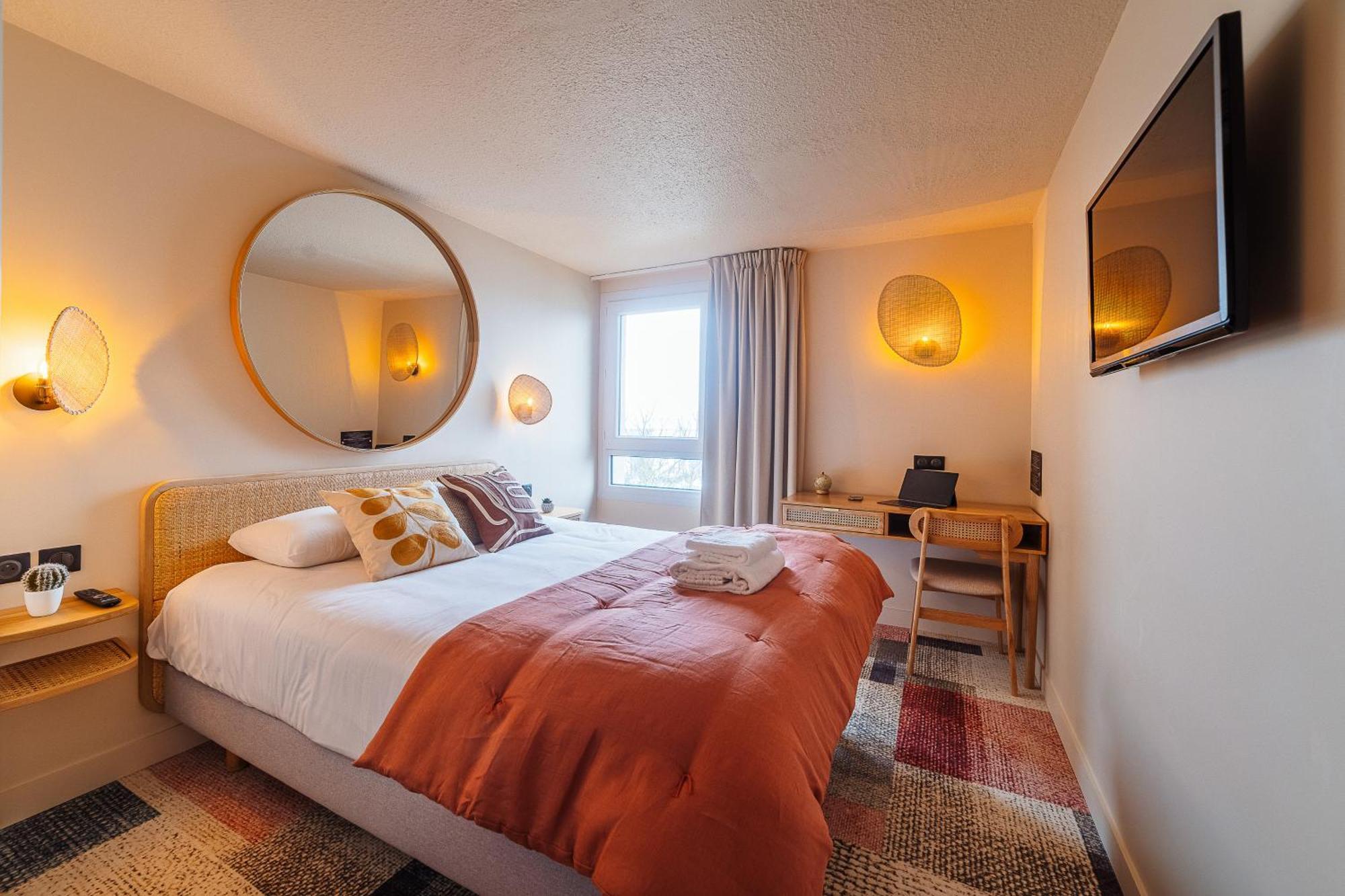 Hotel Bhoma Troyes La Chapelle-Saint-Luc Екстер'єр фото
