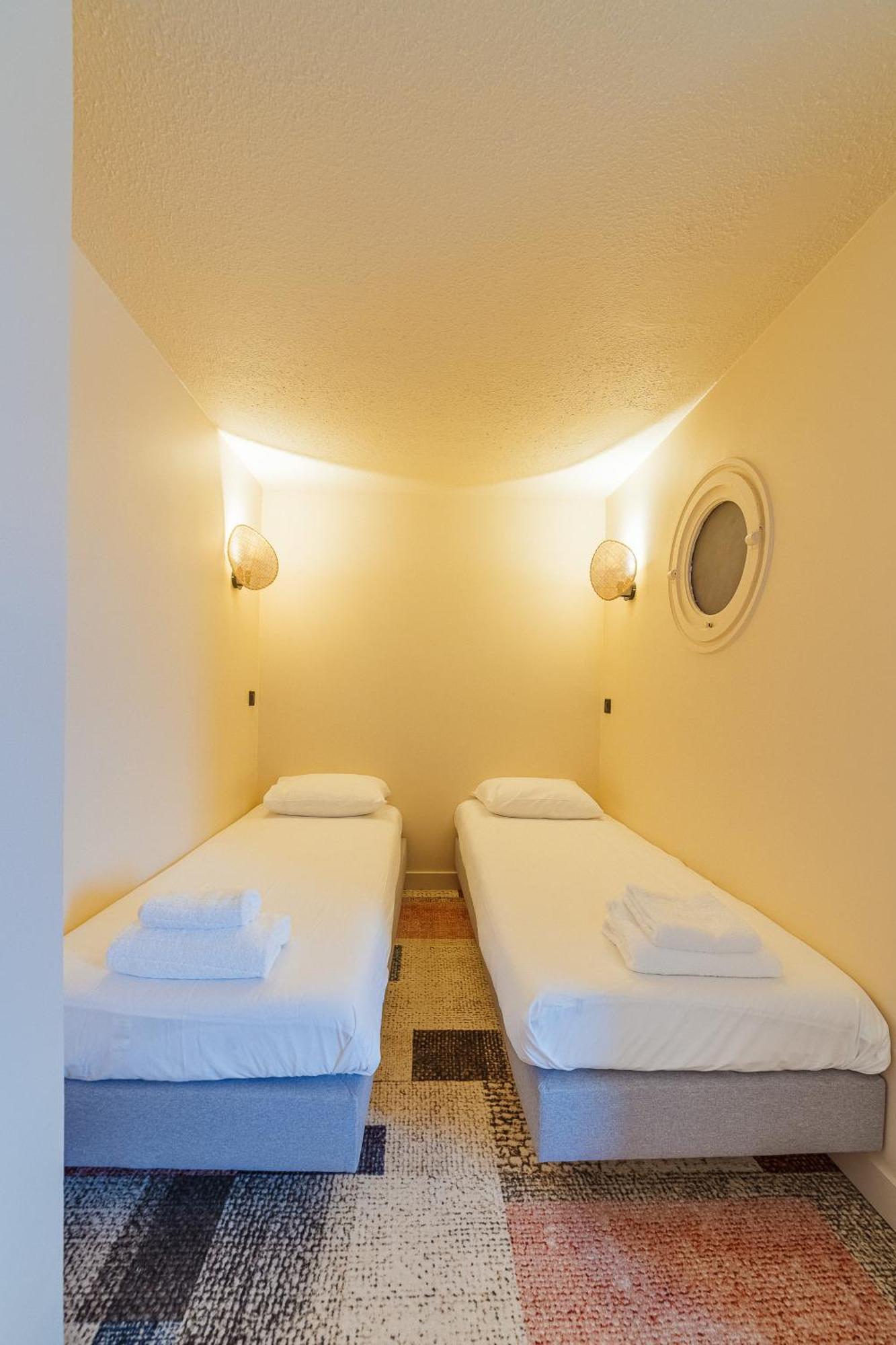 Hotel Bhoma Troyes La Chapelle-Saint-Luc Екстер'єр фото